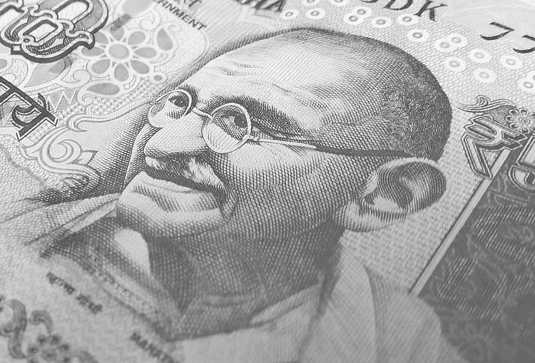 美元兌印度盧比：印度市場巨額資金流入令盧比小幅上揚突破76.50，關注美聯儲