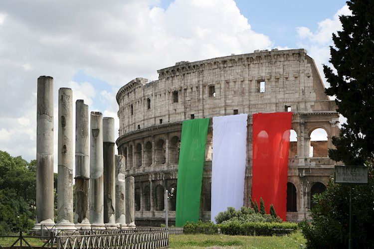 意大利:馬塔雷拉總統解散意大利議會
