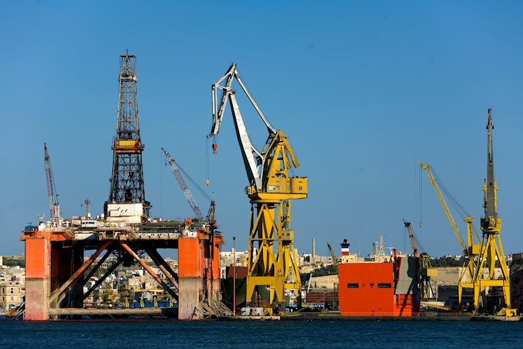 胡塞武裝組織在紅海襲擊航運船隻，WTI油價走高至 78.30 美元附近